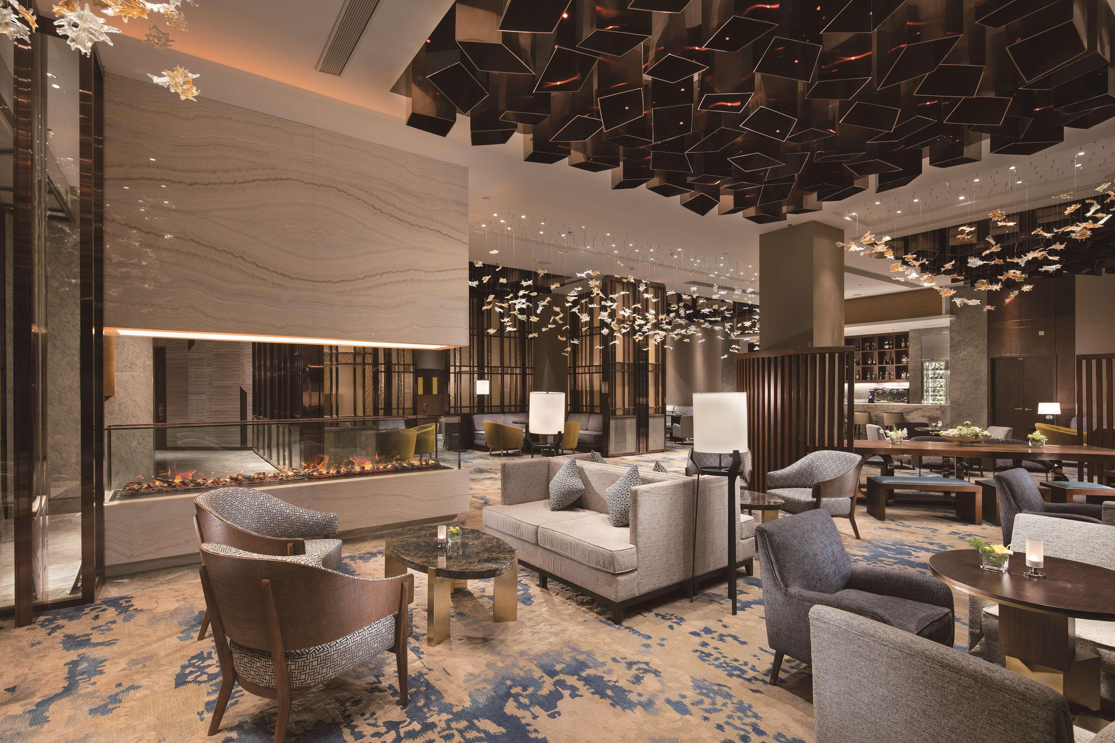 Hilton Shenyang Hotell Exteriör bild