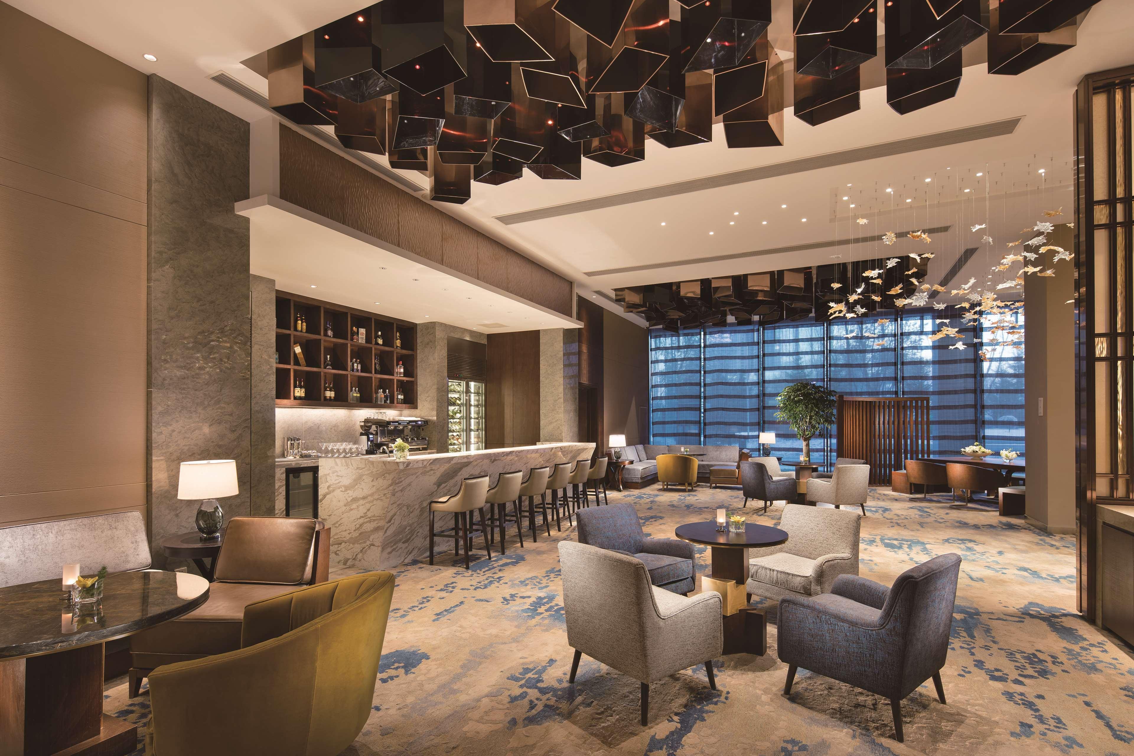 Hilton Shenyang Hotell Exteriör bild