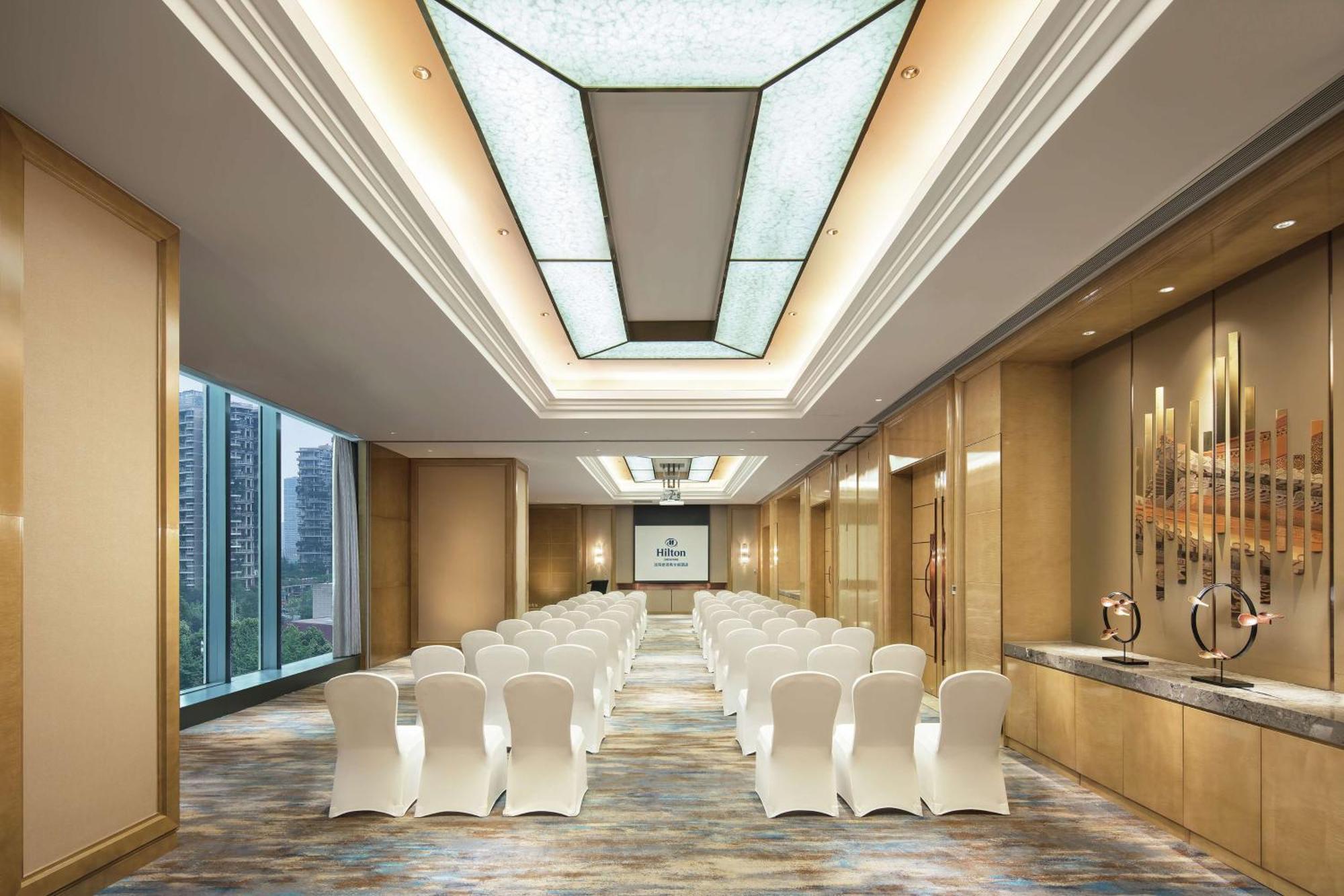Hilton Shenyang Hotell Exteriör bild