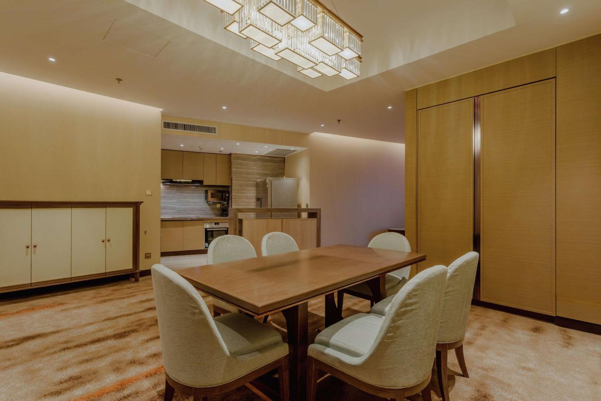 Hilton Shenyang Hotell Exteriör bild